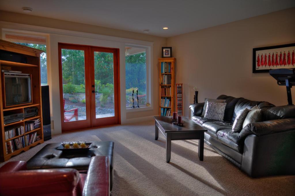 Shawnigan Suite B & B Shawnigan Lake Phòng bức ảnh